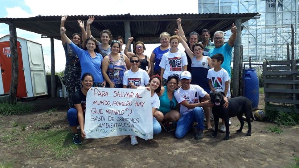 ECOSCordoba's tweet photo. #Noalbasural #ChauCormecor #SantaMariasinbasura ✊☣️ #AHORA Tras 3 años de una desigual lucha contra poderes, la Justicia falló a favor de lxs vecinxs de Villa Parque Santa Ana que presentaron un amparo contra la instalación del megabasural de Cormecor. https://t.co/HBIo5lI100