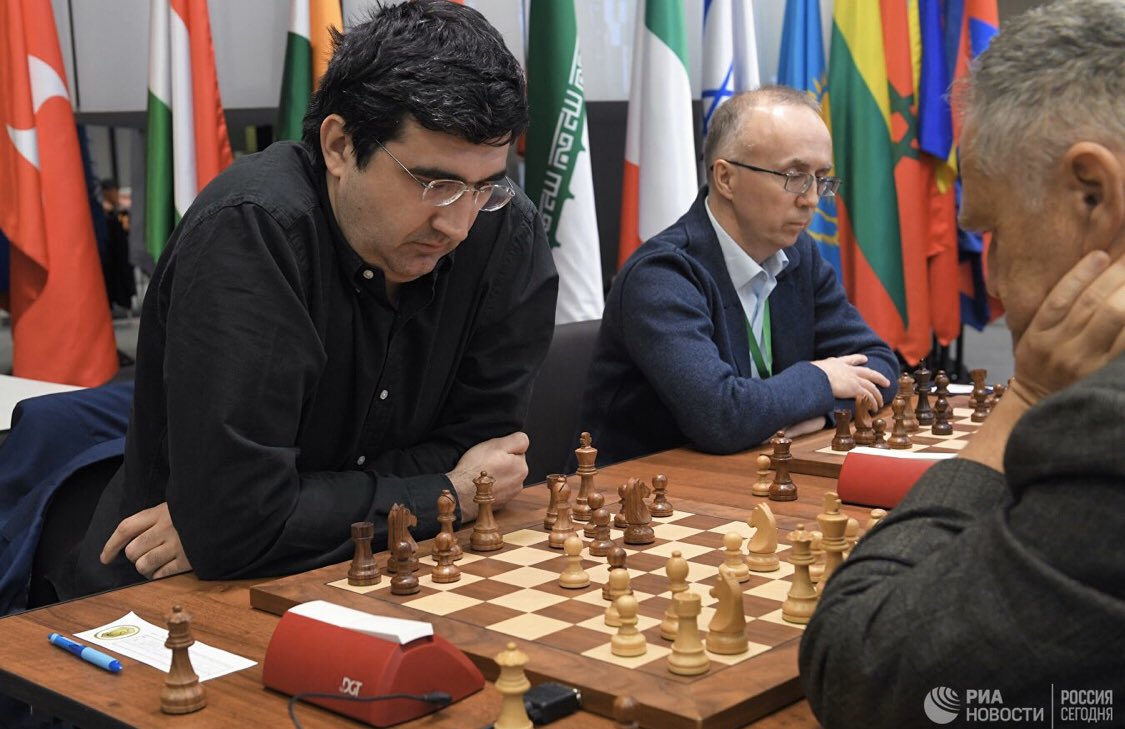 Быстрые шахматы чемпионат. Карлсен Крамник 2013.