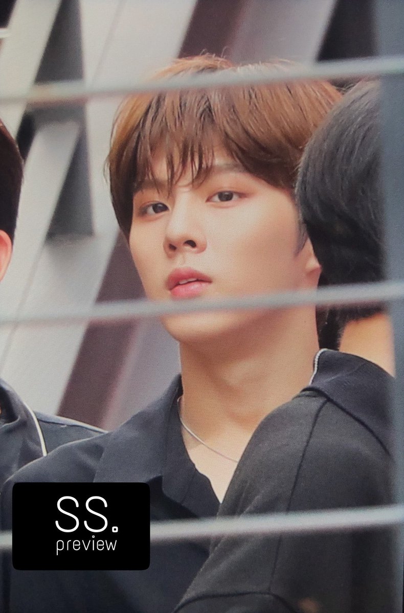 dim_dust's tweet photo. 스핀오프로 보고 싶은 쿠즈 리더 김우섟... https://t.co/y8RPLfJk8s
