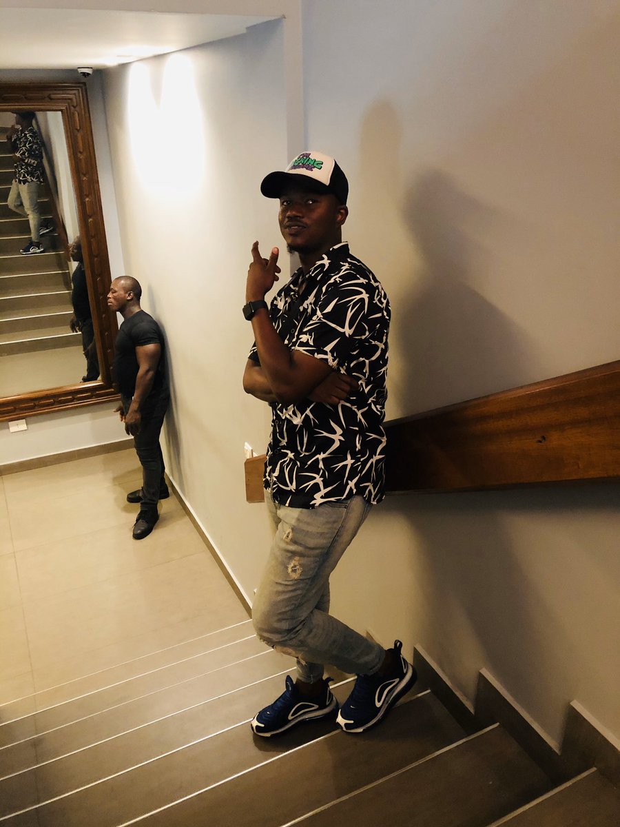 ronaldsesay's tweet photo. I’m still in the range maybe I just need a rover cuz 2020 gon be a vibe.🔥🤩 #TeamDopeness https://t.co/NATQM1hSbU