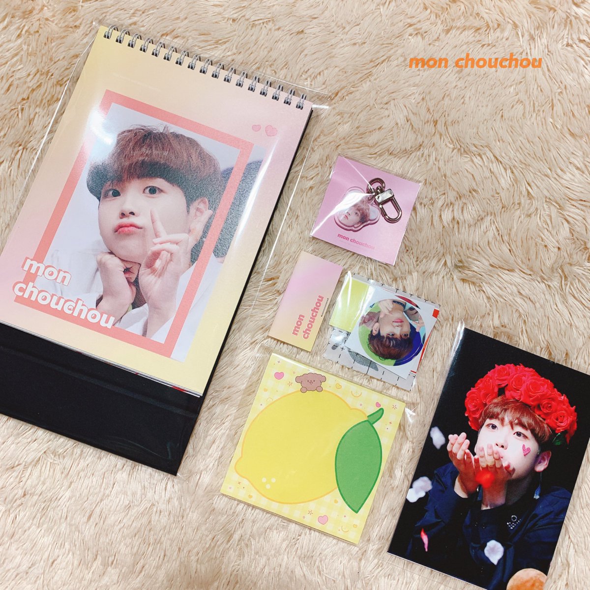 bebehj_'s tweet photo. BEBE AMOUR
2020 season greeting &amp; diary

𝒎𝒐𝒏 𝒄𝒉𝒐𝒖𝒄𝒉𝒐𝒖💝

➖

stock sale

🖇 https://t.co/WeO1rJ8ptN https://t.co/f96aWO1ke7