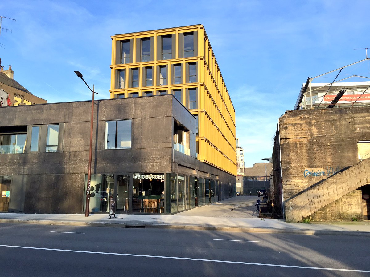 Nanteshype's tweet photo. Ouverture le 20 décembre du #restaurant #Bioburger 📍5 Bd Léon Bureau à #Nantes. #burger #bio 🍟 🍔 (face aux machines de l'île 🐘) https://t.co/R5BmAuV9yo