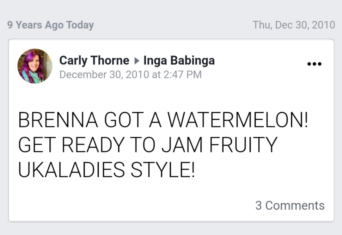 fruityukuladies's tweet photo. 9 years ago, life got a whole lot fruitier thanks to @kalabrandmusic 🍉🍍🥝 #ukulele https://t.co/z09dZyVJfD