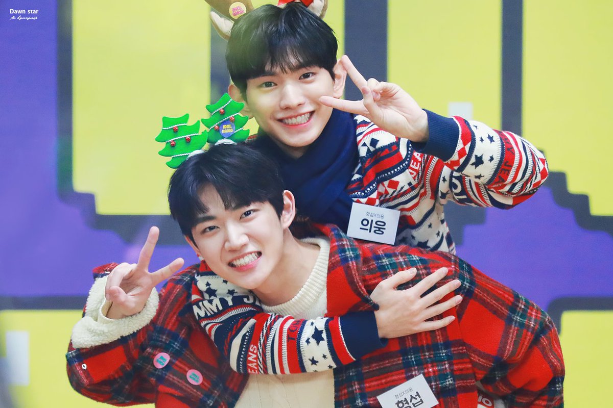 Dawnstar_990809's tweet photo. 191224 아이돌라디오 #형섭X의웅 #안형섭 #이의웅
✌️✌️ https://t.co/9MVHPCNson