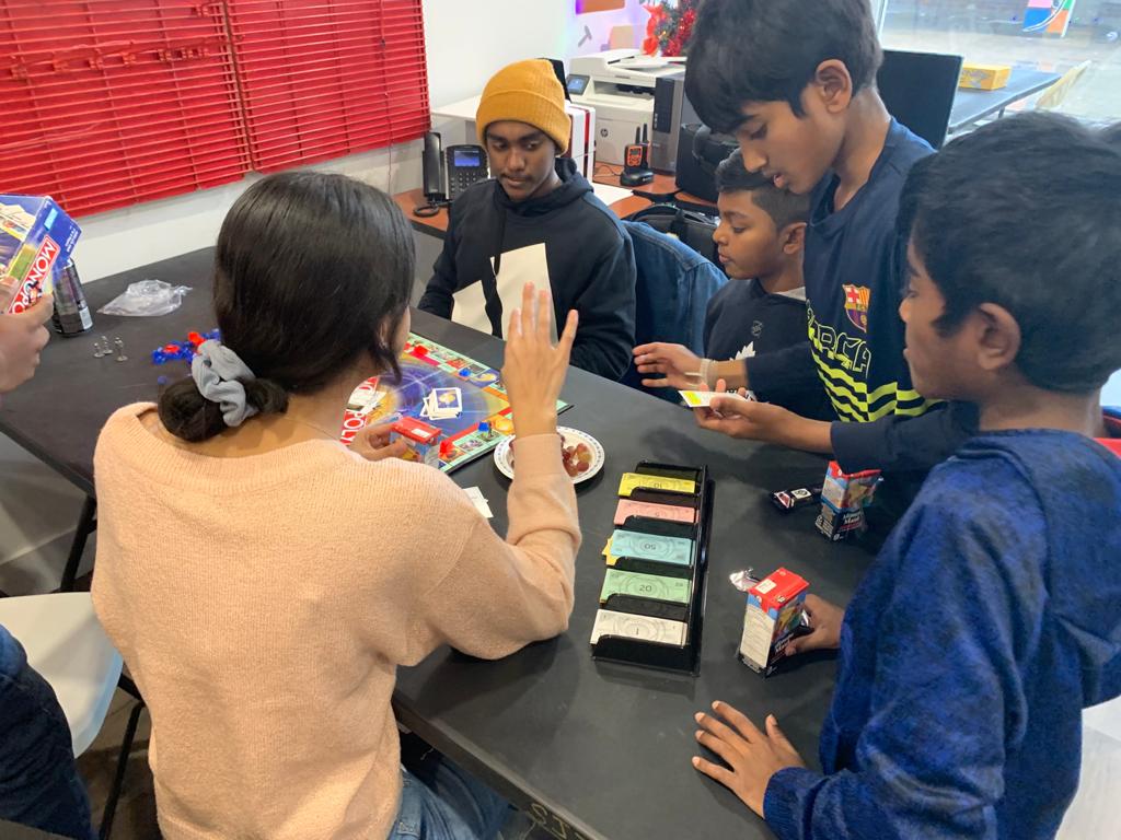 thecornersjt's tweet photo. Board Games for kids happening now at 240 Share and Reuse Space. Bring your kids for board games on the 31st of Dec, 2nd and 3rd of Jan. #shareandreuse #stjamestown #torontoworkshops #sharingiscaring #torontocommunity #communityspace #myneighborhood #TOwaste #playtime #kidsgames https://t.co/vhet8BrIS4