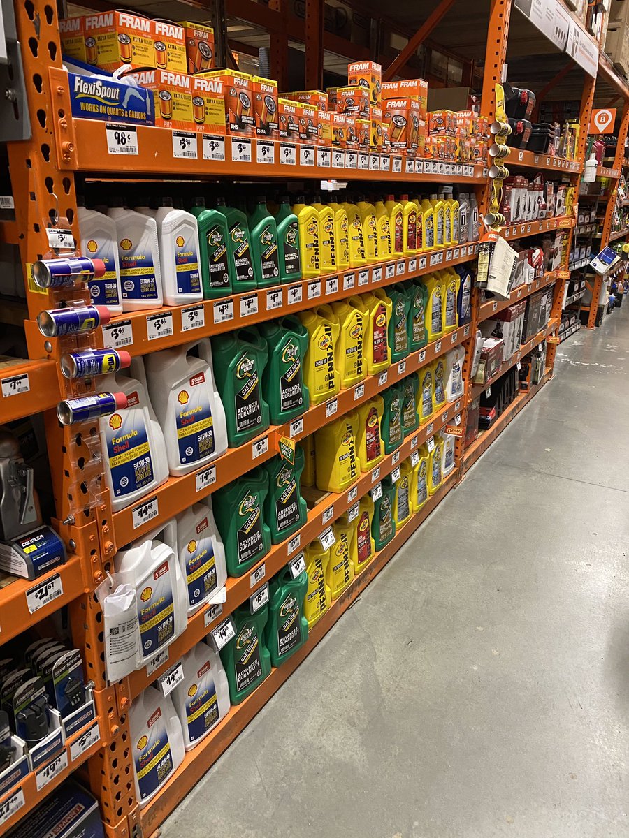 ZachGreenough's tweet photo. Nice to come back from Vac to a clean store and bays stuffed with product! 1303 Associates have been busy! #Q4SHELFIE #1303Unstoppableas1 @jennwhite_ @shannonD2861303 @LohrySteven @EricWalkerHD https://t.co/5BpB6WLFMC
