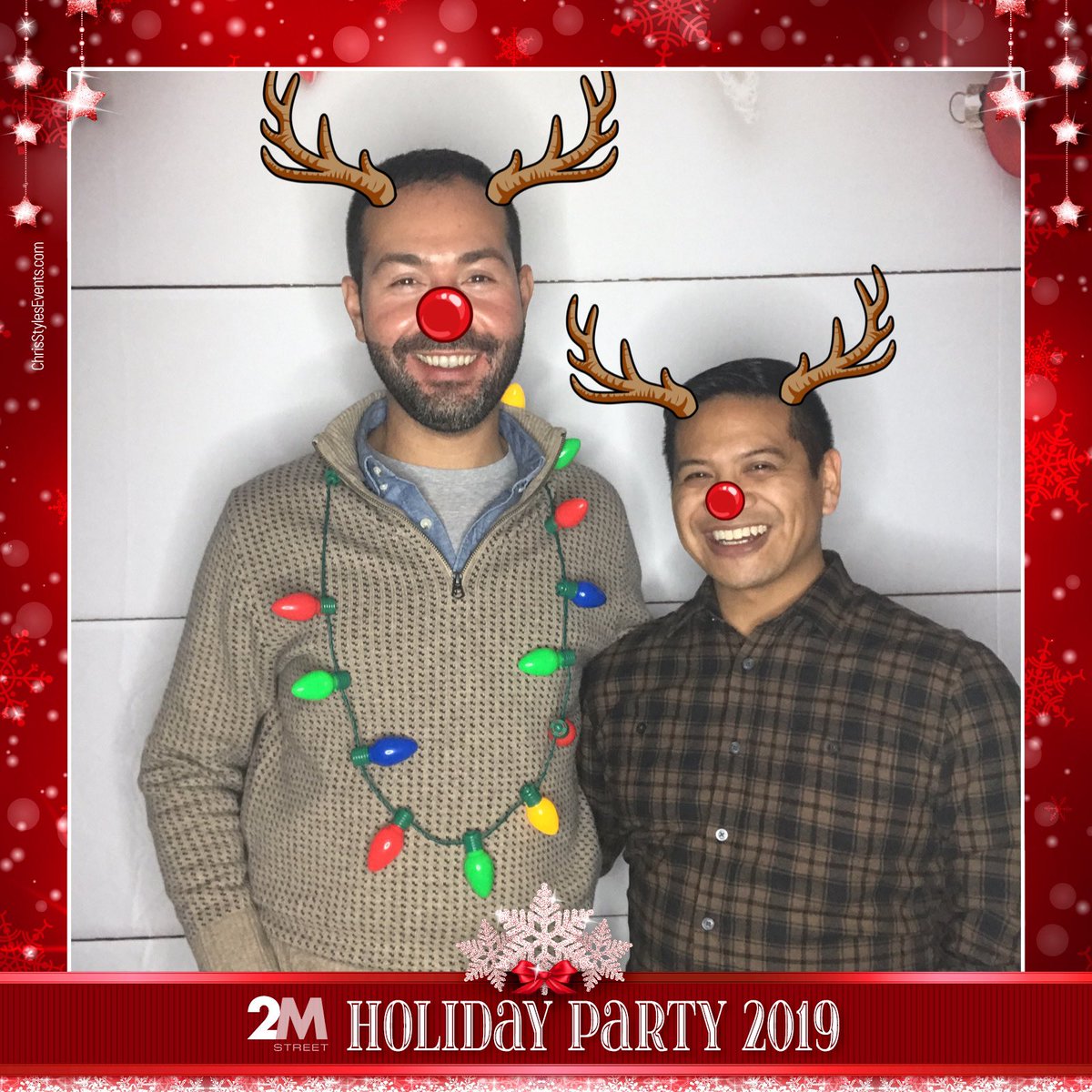 2MStreet's tweet photo. We hope you enjoyed this Holiday Season just as much as we did! 

Our 2M community makes this time of year so special. 😊

#HappyHolidays https://t.co/PvDJQzvVuO