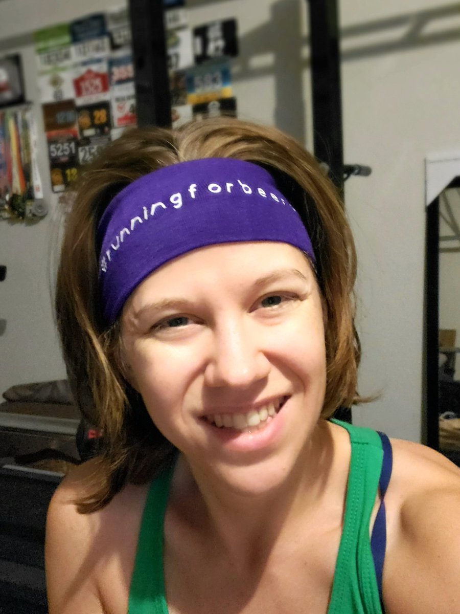 Runninforbeers's tweet photo. On Mondays, we lift! I've been neglecting my poor squat rack. Time to get reacquainted.
#runnersnotrunning #crosstraining https://t.co/QZGtnBy4dM