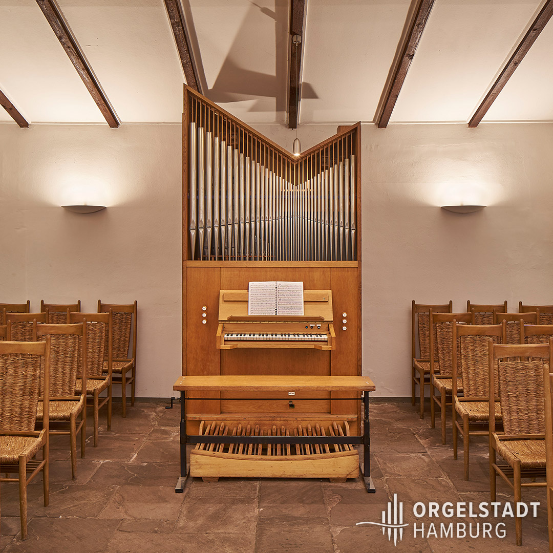 orgelstadthh's tweet photo. Orgel der Friedhofskapelle Alter Friedhof (Wandsbek) 
Erbauer: Eberhardt-Friedrich Walcker &amp; Cie
Baujahr: 1967
Registeranzahl: 6
Werke: 1 Manual und Pedal
 
https://t.co/bfMukA0OX5 
Foto: Alexander Voss

#orgel #orgeljahr #orgelbau #walckerorgel #friedhofskapelle #wandsbek https://t.co/5abS6mXZa0