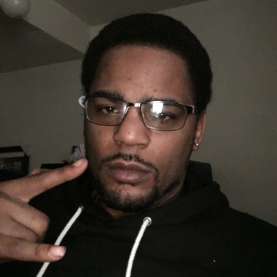 BigTazz5666's tweet photo. Starting to grow my hair back out #NewProfilePic https://t.co/w2M2wvYuy6