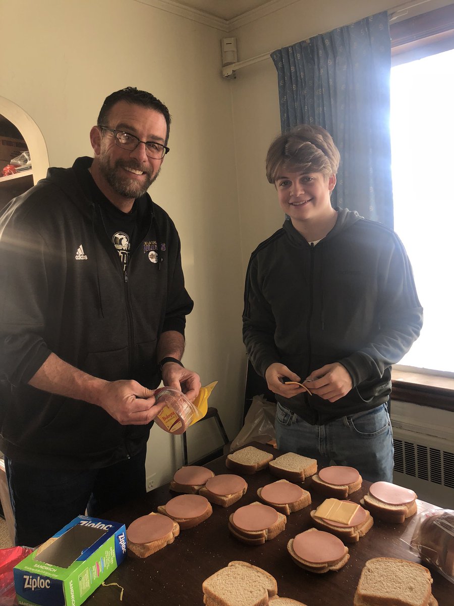 lisajames0874's tweet photo. Coach James giving back to the community during Christmas Break with Ty, Senior Varsity player.  The only thing deep rooted is the love these coaches have for the kids and the game. #bringbackG #dotherightthing https://t.co/hfXAJC0woC