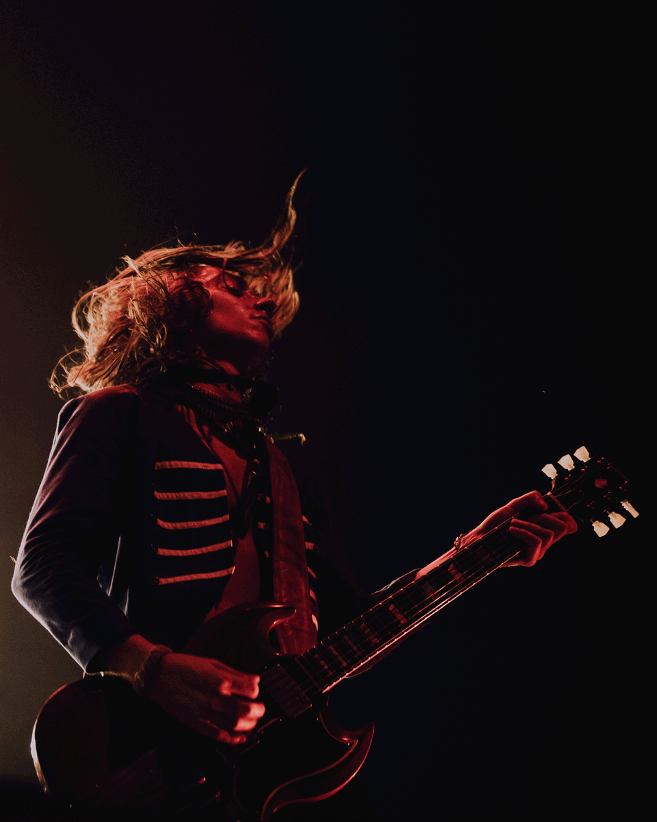 GretaVanFleet's tweet photo. Let's create a night to remember for our last performance this year. https://t.co/KpHxONzQLz