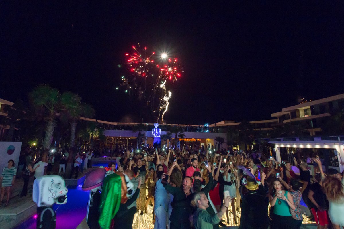 Breathless Riviera tweet media