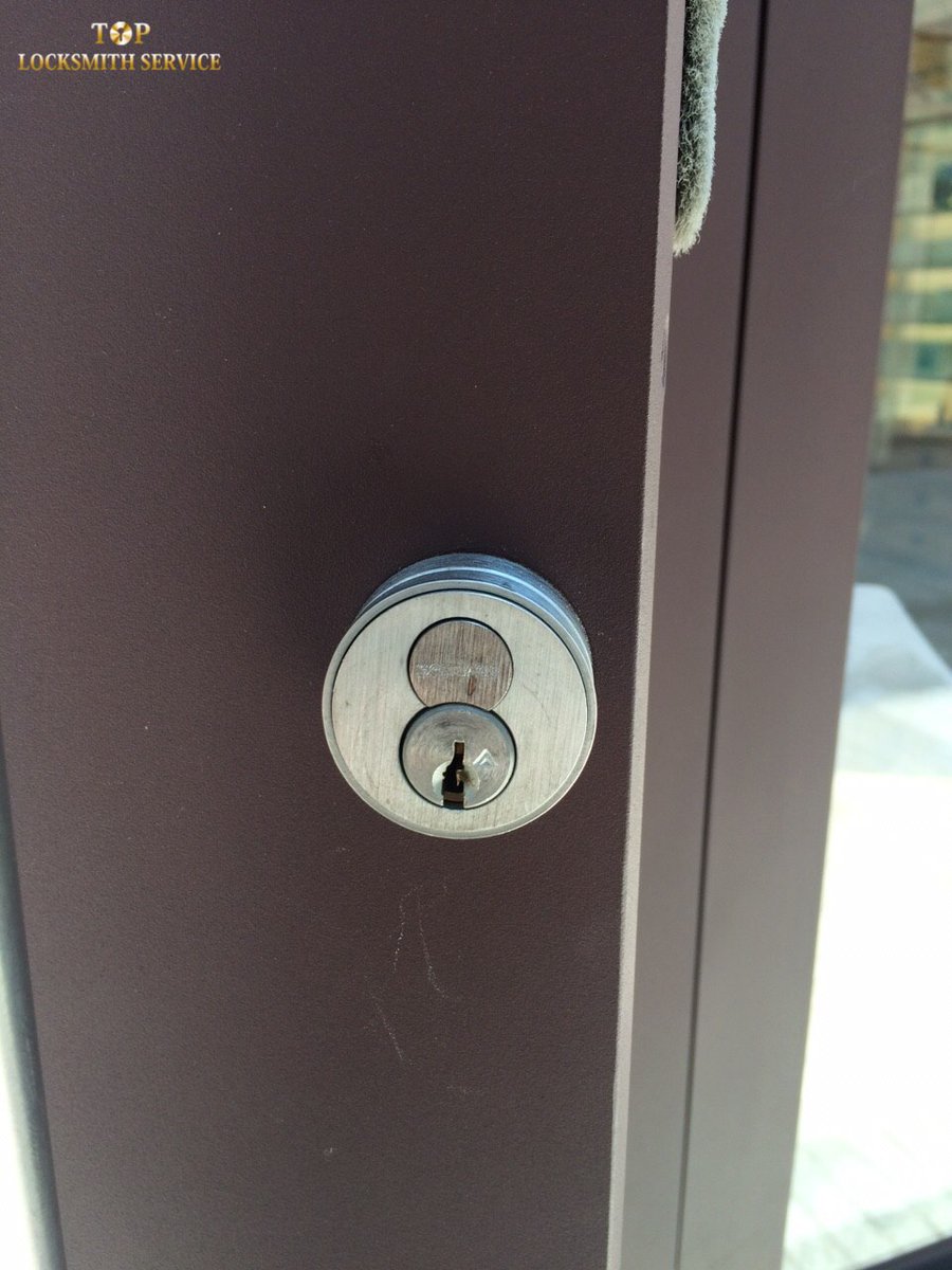 TopLocksmithMD's tweet image. Top Locksmith Service is the most reliable locksmith company in Bethesda, Rockville and Maryland area. toplocksmithservice.com/lock-installat… 301-685-1185 #Locksmith #MarylandLocksmith #LocksmithServices #Maryland #Bethesda #Rockville