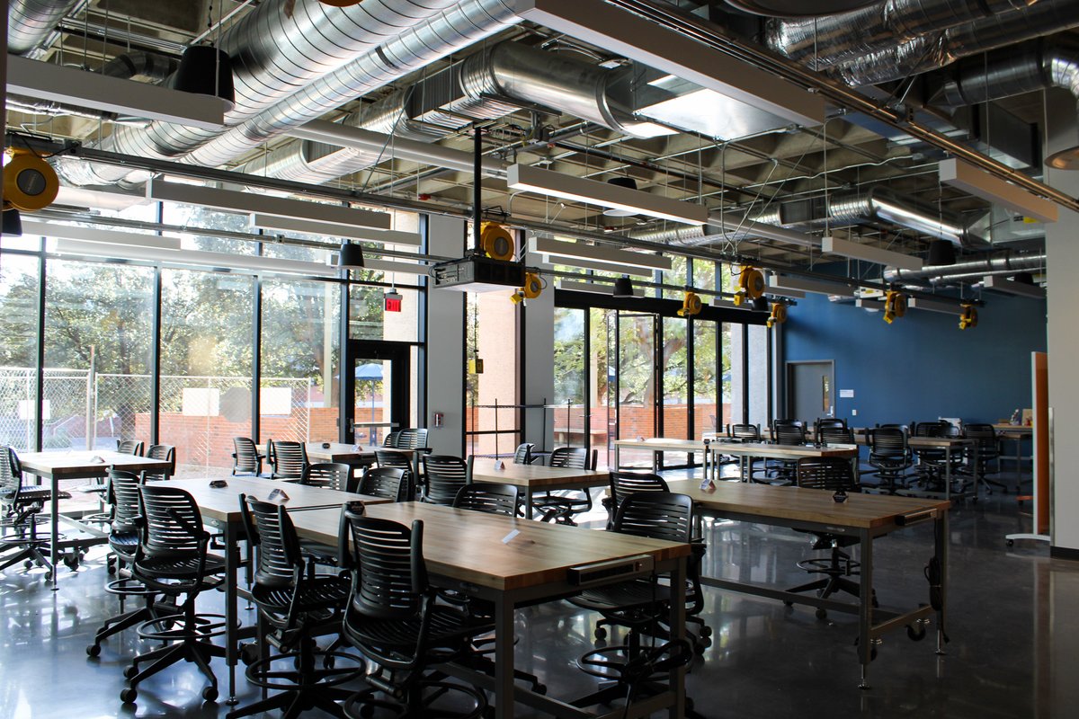 CSUSASW's tweet photo. #ProjectSpotlight The multi-phased project for the #UofA Student Success District with #Sundt construction is underway! This project will include interior #mechanical and #plumbing renovations to the Main and Engineering Library as well as a new 4 story Student Success Building. https://t.co/HSiOEh7VhE