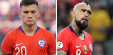 Mientras un Príncipe se convierte en Rey ...
Un supuesto Rey se convierte en Perkins ...