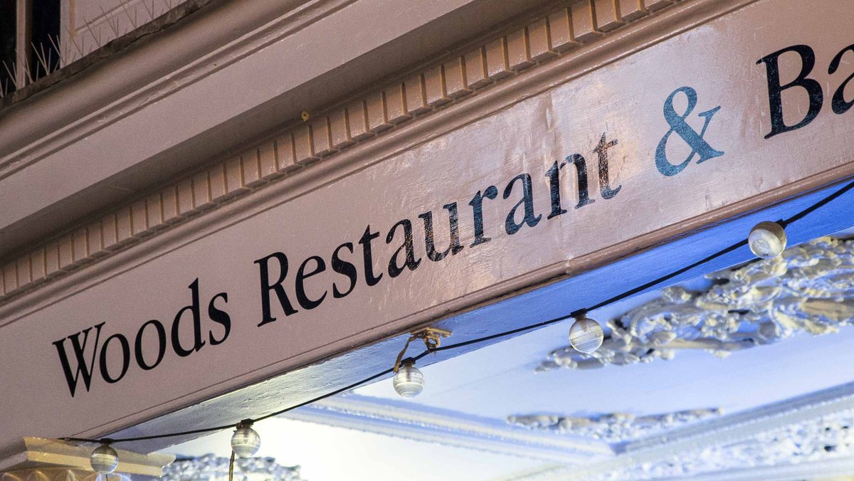 Just over 24 hrs till the party begins on #ThePantiles for the annual <a href="/HugMany/">Hug-Many</a> celebration 🥂 🎊 🎶 Our restaurant is fully booked but we'll be serving drinks in our 2 inside bars (last orders 1am) &amp; Prosecco, Wine, Gin and Vodka at our bar in the marquee next to <a href="/SimonPParties/">Simon P Parties</a>