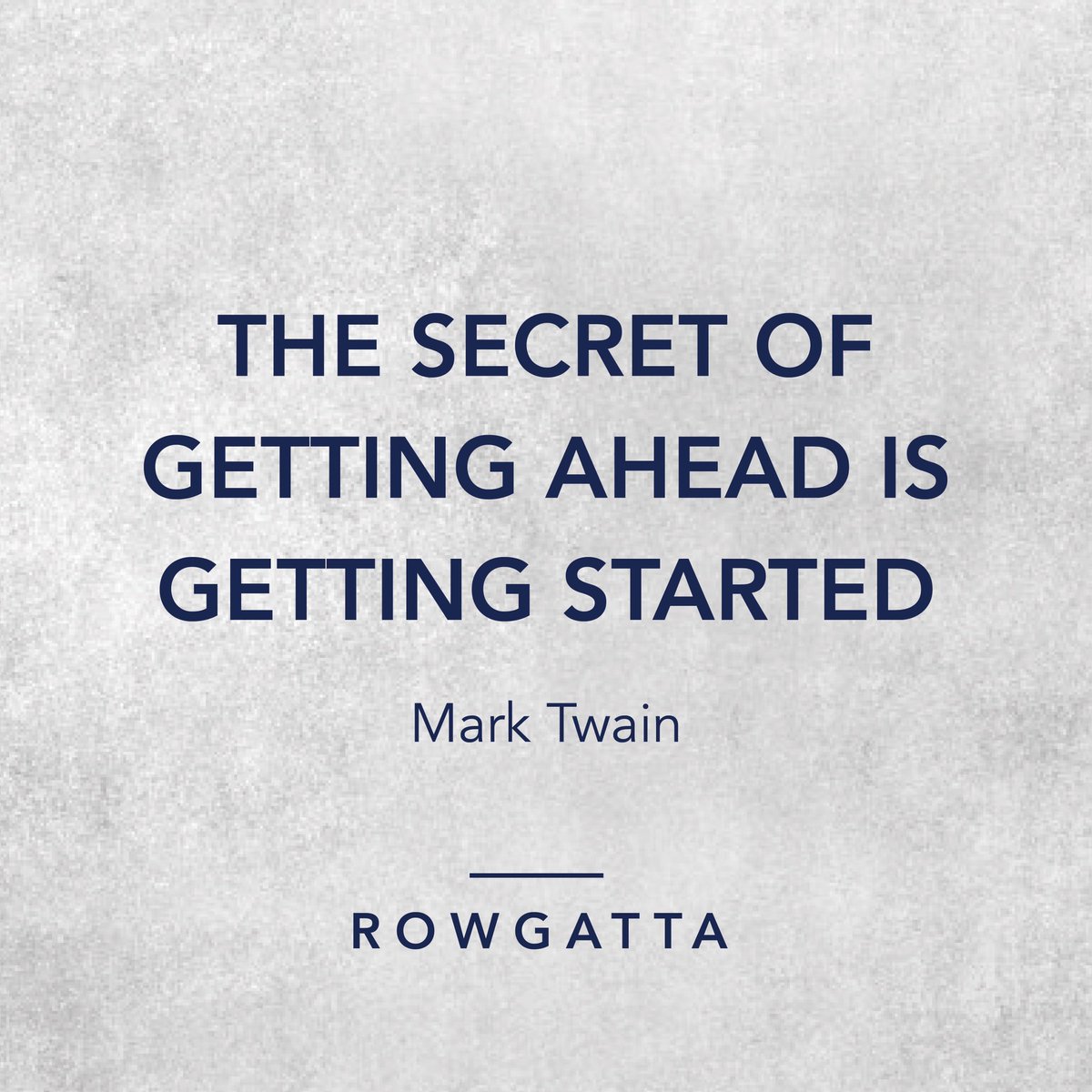 Rowgatta_NYC's tweet photo. It’s the last Monday of 2️⃣0️⃣1️⃣9️⃣ 🥳! Why wait for a new year to make changes? The time is now 💫 #Rowgatta #DiscoverYourDistance #mondaymotivation https://t.co/WInUOJ3oX5