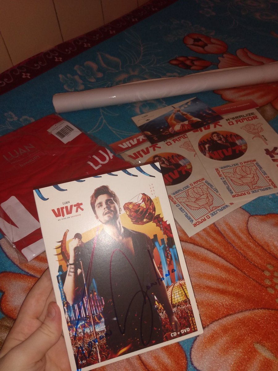 gabyymota's tweet photo. Meu combo maravilhoso 🥰❤️
@LuanSantanaShop @luansantana @CentralDeFasLS https://t.co/swldigZp9r