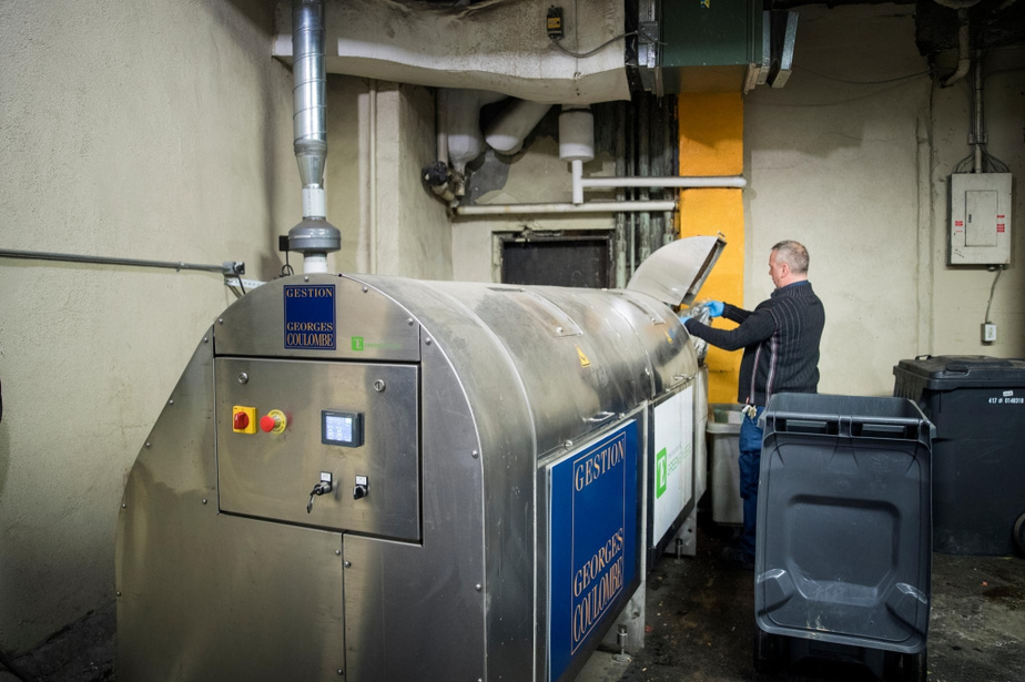 Le compostage, bon pour la planète ET pour le porte-feuille! 🍎🌎

👉 Si vous cherchez à produire votre propre compost, faites appel à Joracan Compost qui vous fournira l'équipement nécessaire tout en vous accompagnant dans votre cheminement! ♻️ ift.tt/2SGQd4L