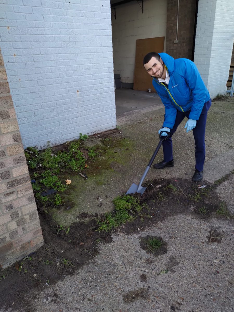 Sebastian Yates tweet media