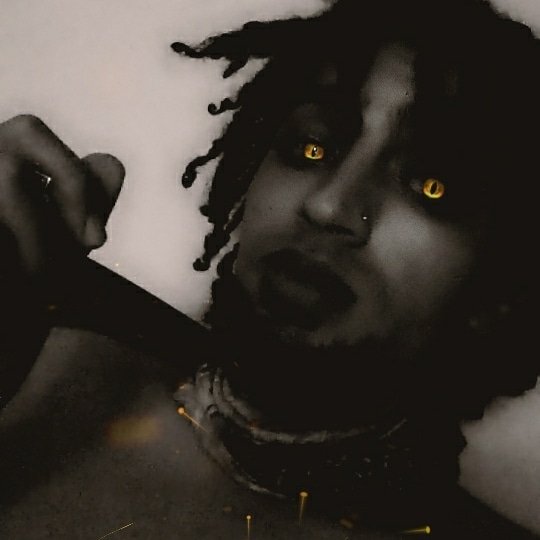 polloTheSunGod's tweet photo. 🍵 got my nose pierced https://t.co/X6pijOcP19