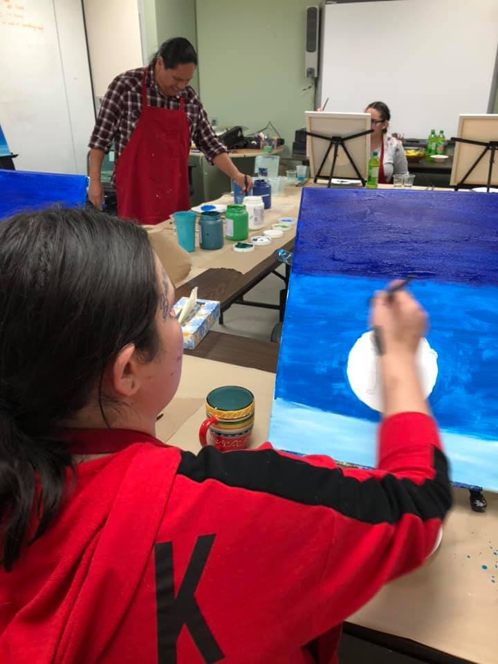 _PositiveVoice's tweet photo. Today’s celebration paint day with @Moses &amp; @PeggySattlerNDP. Today was a great way to end our current session of positive Voice.Yaw^ko and Chi miigwetch to Everyone who helped make today a success! Congratulations ladies! @ONTrillium @NokeeKwe https://t.co/5xfbnl2BYN