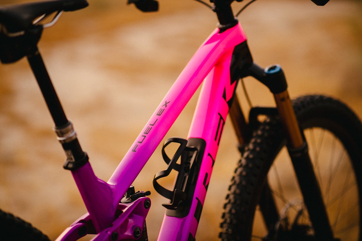 WorkAtTrek's tweet photo. #Goals is how the Fuel-Ex was born ☝️

What are your #2020CareerGoals? Here's one for ya!
➡️ Working for the best bicycle company in the world
➡️ Living in Wenatchee, WA awarded the #3 most fitness friendly places 

Store Manager in Wenatchee, WA: https://t.co/H0zl8ABTvp https://t.co/D9XwOZcr4B