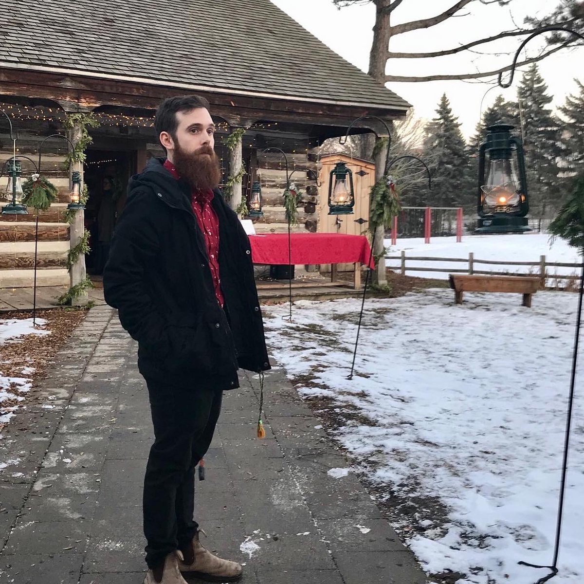 smallworldnotes's tweet photo. We hope you are enjoying the holidays with your loved ones! December 21 @mimiobonsawin & Nigel Irwin brought a seasonal tone to @ScarbMuseum with their beautiful music. May the good cheer continue! Many thanks to @mimiobonsawin for these pics! #holidayseason #solstice2019 #swmto https://t.co/ojoD2RhXae