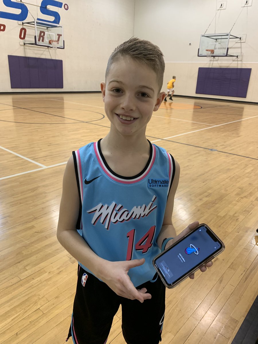 Out here earning <a href="/HomeCourtai/">HomeCourtai</a> awards like his favorite <a href="/raf_tyler/">Tyler Herro</a>.