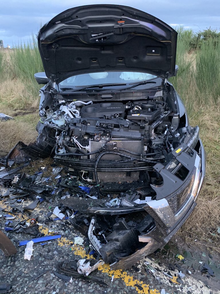highland_andy's tweet photo. Mrs H was hit head-on by an foreign tourist today. Thankfully she walked away from this with hardly a scratch, thank goodness she was driving my vehicle (Nissan) with all its crazy safety systems.
Soooooooooo happy she’s ok.
Only fitted a dash cam 3 days ago!
Stay safe folks. https://t.co/jvIanxnPPx