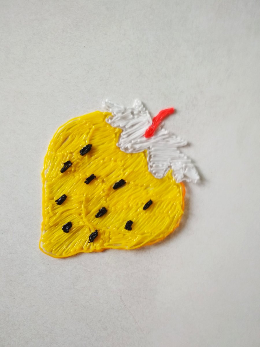 the_mindblast's tweet photo. Strawberry keychain for you ,another best use of additive manufacturing technology and 3D printing.Yellow berry for showpiece.
.
.
.
#AdditiveManufacturing #3dprinting #strawberry #berry #Surat #Gujarat #india #World #2020 #NewYear2020 #yellow #keychain #hangings #followforfun https://t.co/wLKqe9WOHG