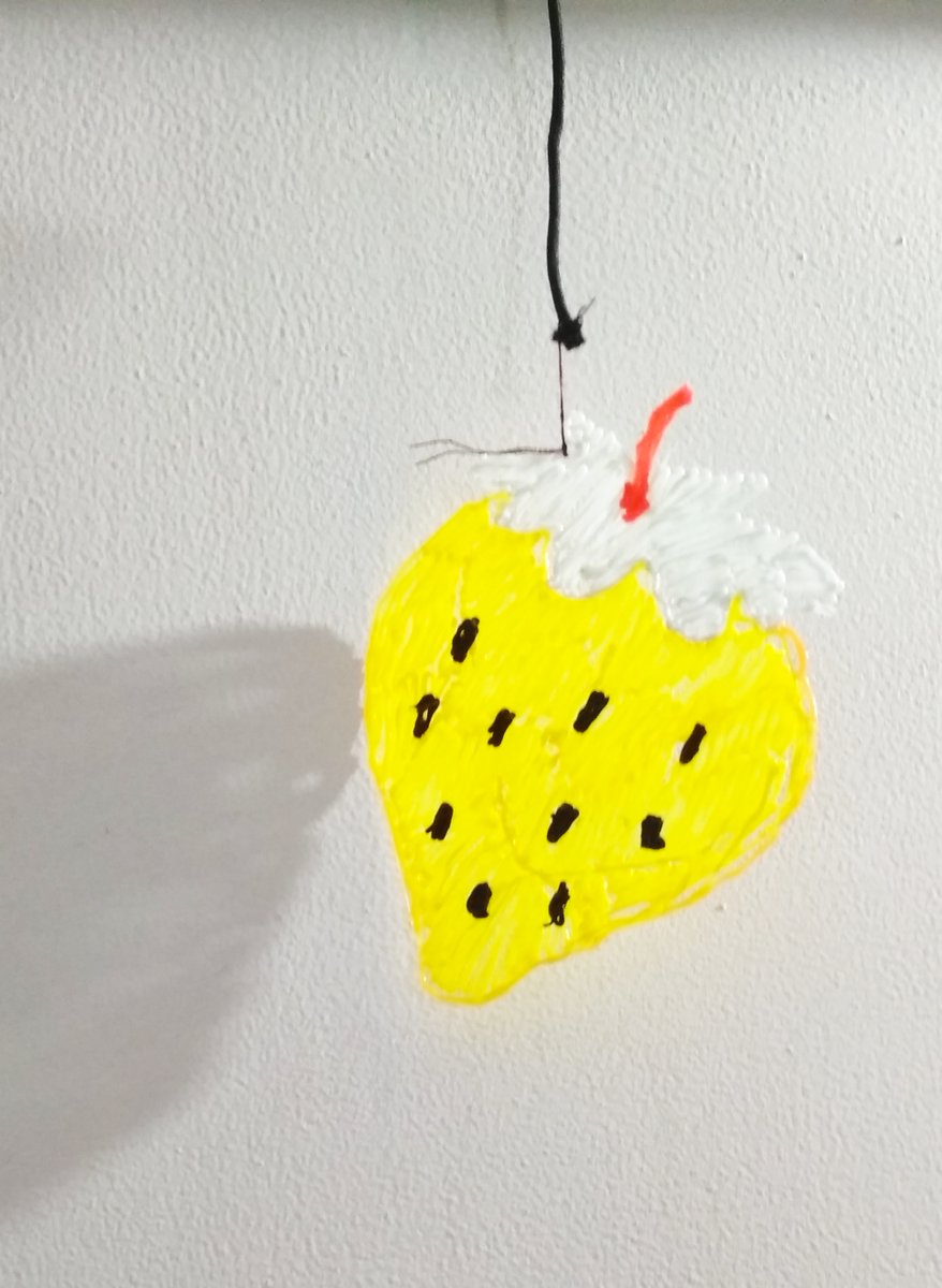 the_mindblast's tweet photo. Strawberry keychain for you ,another best use of additive manufacturing technology and 3D printing.Yellow berry for showpiece.
.
.
.
#AdditiveManufacturing #3dprinting #strawberry #berry #Surat #Gujarat #india #World #2020 #NewYear2020 #yellow #keychain #hangings #followforfun https://t.co/wLKqe9WOHG