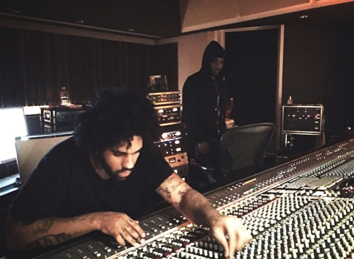 ComplexMusic's tweet photo. 🎼 @MixedByAli's decade, in his own words.

"We were all super broke, living and sleeping at Top’s house on the floor. It was me, K. Dot, Sounwave, and Schoolboy Q."

The engineer tells stories behind some of the best albums of the 2010s: https://t.co/fyHxpW6YUq https://t.co/PP67jN6LA8