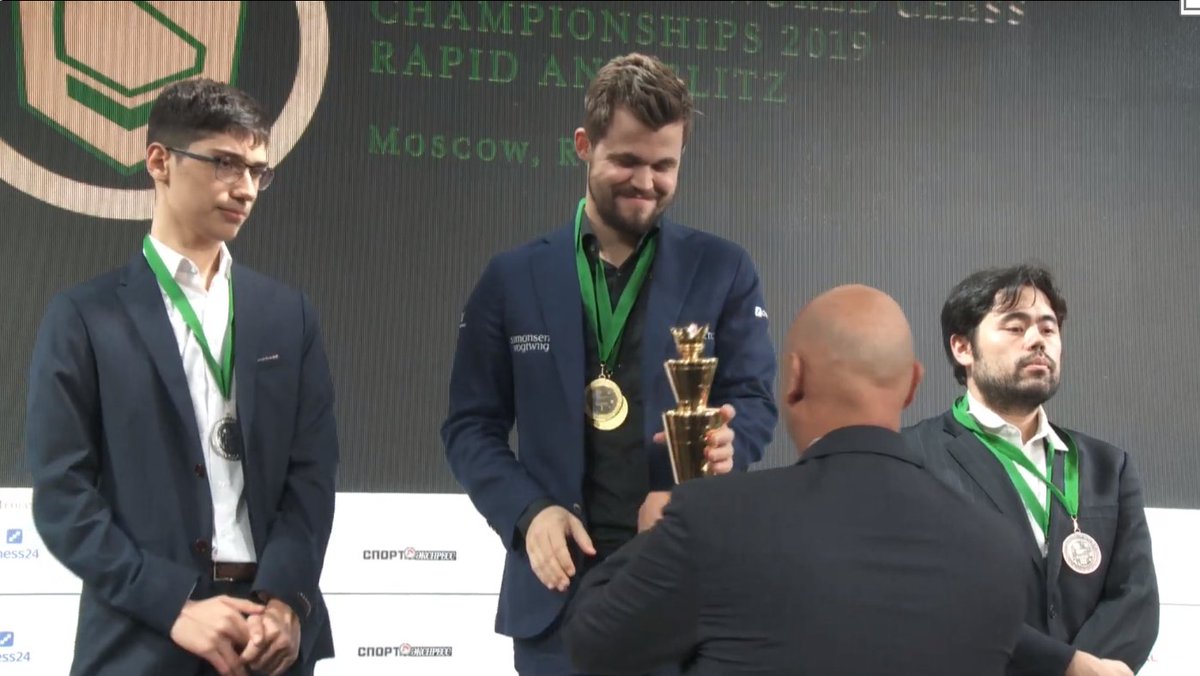 Magnus Carlsen ,Alireza Firouzja during the World Championships of