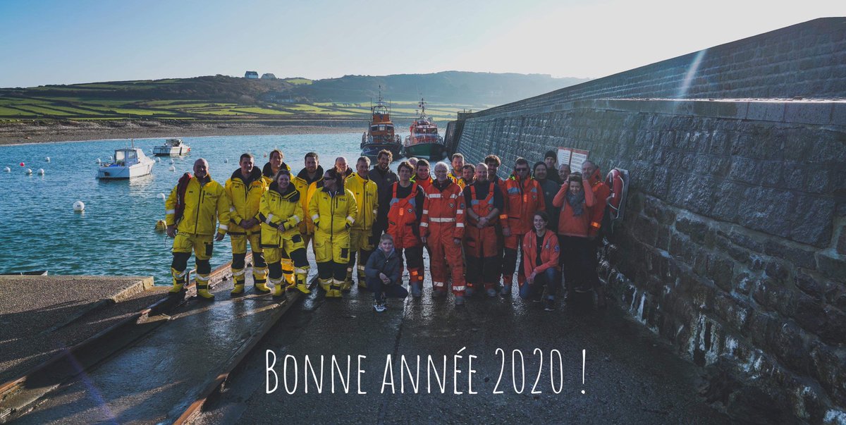 Fantastic end of year exercise with our French SAR colleagues. Happy New Year and safe passage to you all. #RNLI #alderney #ProudOfOurCrowd #SNSM #lifeboat