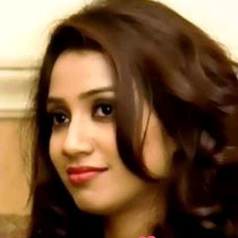 1986Dash's tweet photo. 2019 BELONGS TO SHREYA GHOSHAL
@shreyaghoshal
#SingerQueen https://t.co/Q4CXaWpCeT
