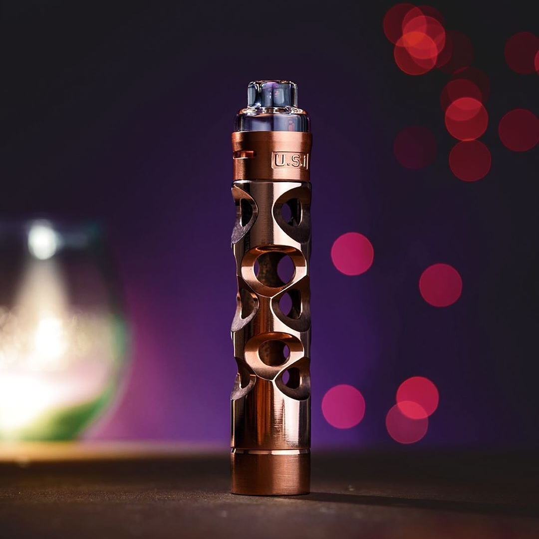 jenniferAlvarw's tweet photo. Models: U.S.1 V2 RDA (@trinityglasshardware)⁣
Swiss Comp Mod (Complyfe)
 #compmod #vapelife #vapinglife #vapemex #mechmod  #vapelyfe #vapeon #vapenation #vapestagram #vaping #vapedaily #instavape #vapor  #subohm #vapepics #vapelove #vapers #vaper #indonesiavape #vapeshop https://t.co/AX9nJMnYKq