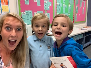 sarasotaschools's tweet photo. 1st graders at Cranberry are reading together. After they finished reading the story together, they were so excited and just had to read it to their teacher too! #ReadingRecoverySCS https://t.co/kL6VvdxiI2