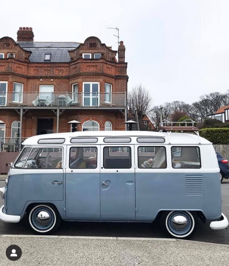 VINTTR0's tweet photo. ❗️❗️NEW UPDATE❗️❗️
A policeman has now contacted us and is chasing a sighting in #Scotland. If you see ‘Ray’ please try and take a photo and send it to us. Please keep sharing & thank you so much to everyone who has helped us so far 🙏🏼 #findray #vwcamper #stolen @StolenWheels https://t.co/BSrHYvRxPT