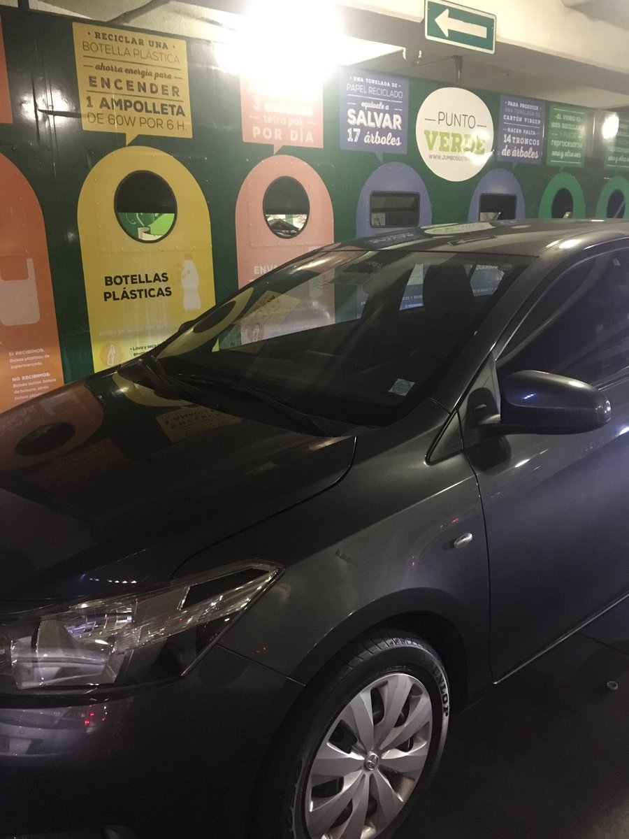 patittabus's tweet photo. En el Alto Las Condes, hay personas que sólo piensan en ellos mismos #lasCondes #AltoLasCondes #0respeto #cerorespeto https://t.co/KHCTgYoaKv
