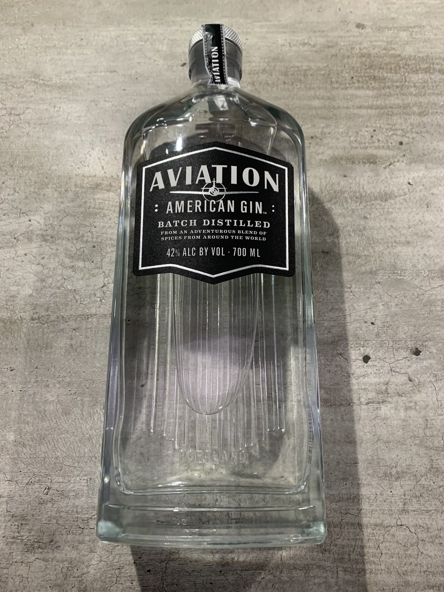 If I drink enough of this, will my husband look like <a href="/VancityReynolds/">Ryan Reynolds</a>? That would be an amazing start to 2020. <a href="/AviationGin/">Aviation American Gin ✈️🍸</a>