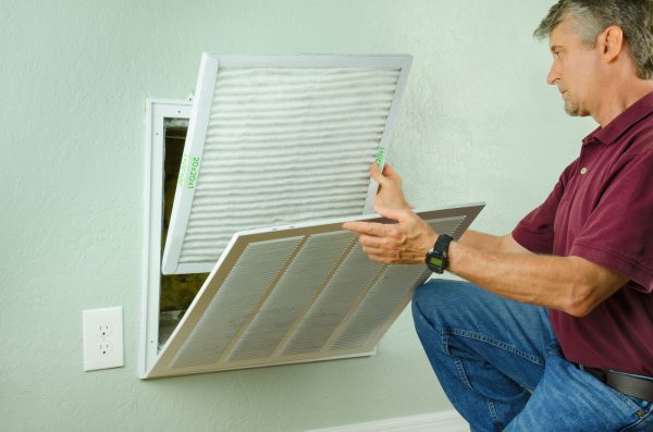 Save on the Upkeep: A Handy List of Routine Maintenance for Your Home feedproxy.google.com/~r/KnockOffDec…