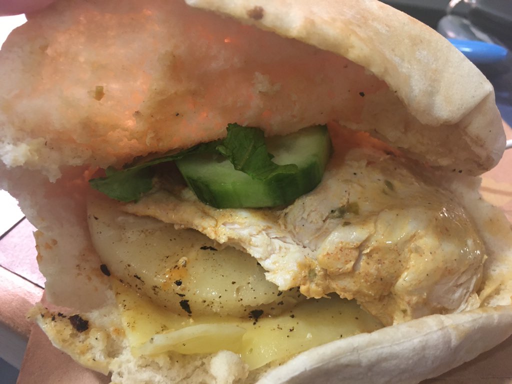 Yet again <a href="/NandosUK/">Nando's</a> gets the takeaway order wrong!!! Happens too many times especially after a long wait and now hungry at work! <a href="/brumhippodrome/">Birmingham Hippodrome</a> #handmethe biscuits!