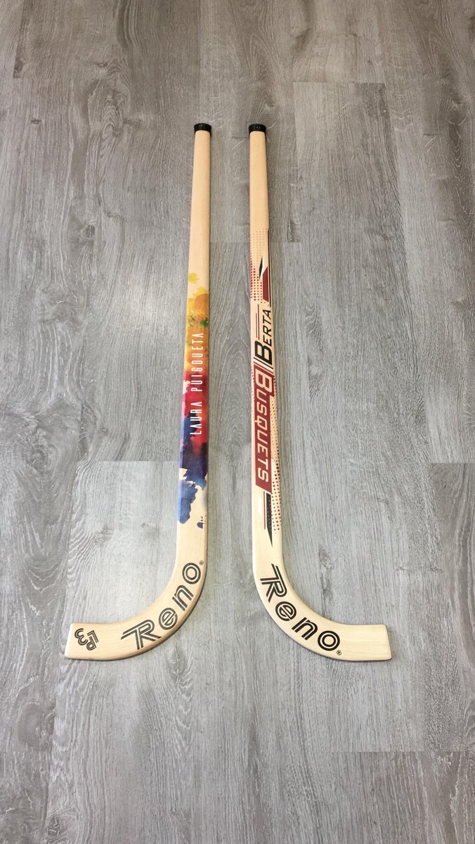 e3rollerskating's tweet photo. STICKS RENO LAURA PUIGDUETA & BERTA BUSQUETS ⭐️ Els sticks de les tricampiones del món! Són sticks de mànec prim i duresa alta dissenyats per un joc polit i altament competitiu 🏃🏾♀️ Troba‘ls a E3 🤟🏾
#hoqueipatins #hockeypatines #rinkhockey #rollerskating #e3rollerskating #barcelona https://t.co/rfPiciDIFU