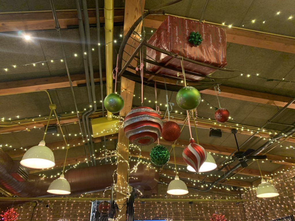 EdgarVences3's tweet photo. Love Christmas time!!! https://t.co/NuxueM9jEx