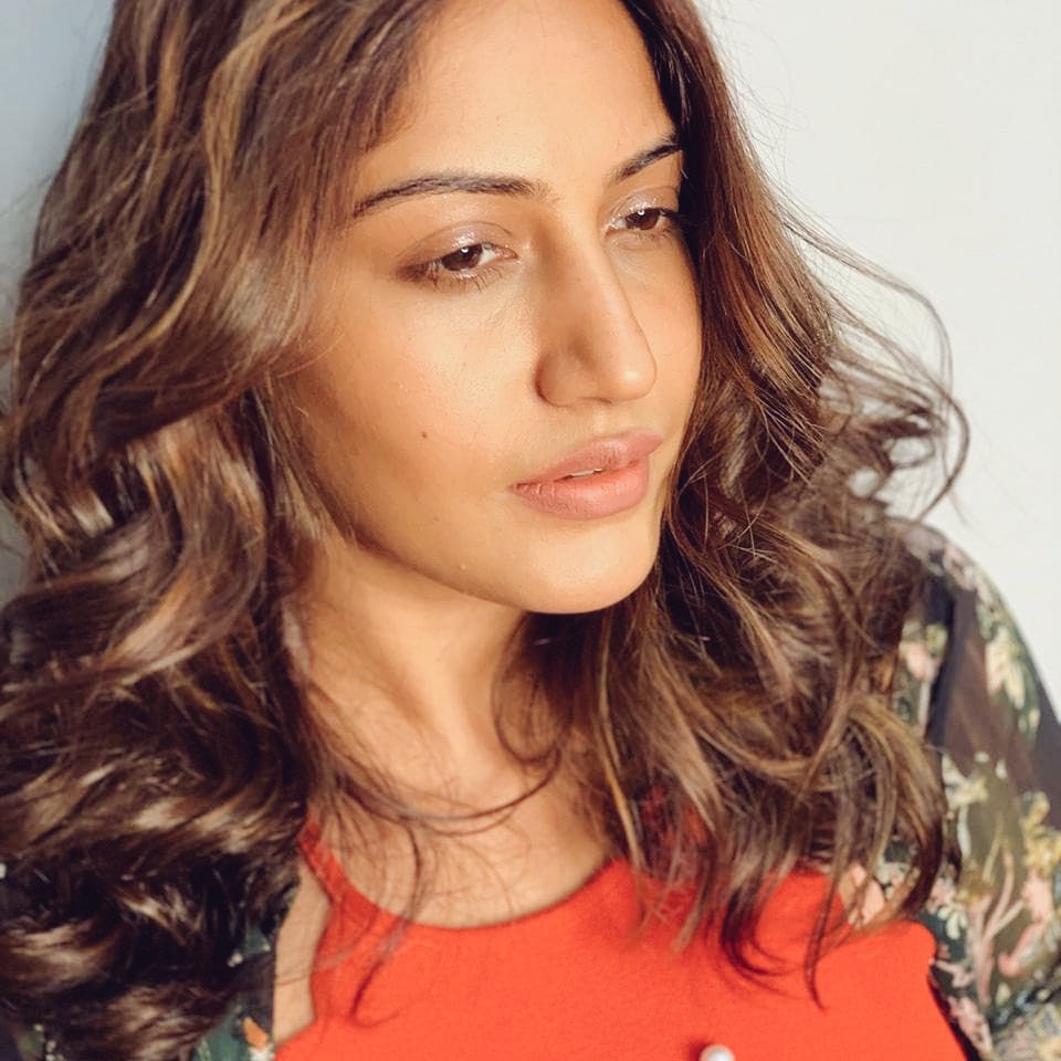 TeamSChandna's tweet photo. 📸|• New Exclusives 
@SurbhiChandna &amp; @pranavichandna's makeover for 2020. 💇‍♀️

#scnewlook

#surbhichandna #Scians #Sanjivani https://t.co/z0YYwlNVz3