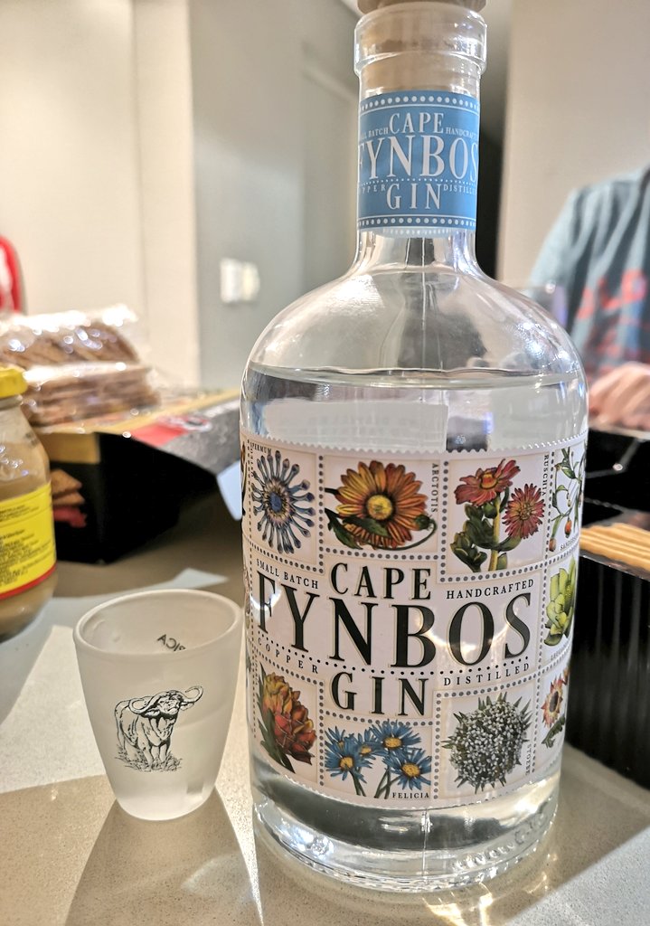 TheGinasium's tweet photo. @revmaryhawes @ScearsZerani @CapeFynbosGin @Murrage It IS lovely... We have been out and replaced it already, and very much enjoying sipping it #noTonicNeeded https://t.co/qP9yjXhf0d