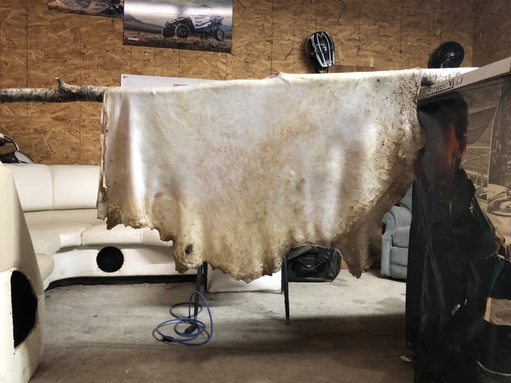 blkamm's tweet photo. The legend of the hand drum, passed down generations, inclusive of all people young and old, stories of love, kindness and compassion shared through long weeks in the creation of the drum. Each part of it’s creation medicinal and builds a sense of community. And now I understand. https://t.co/eLrwS0WHeG