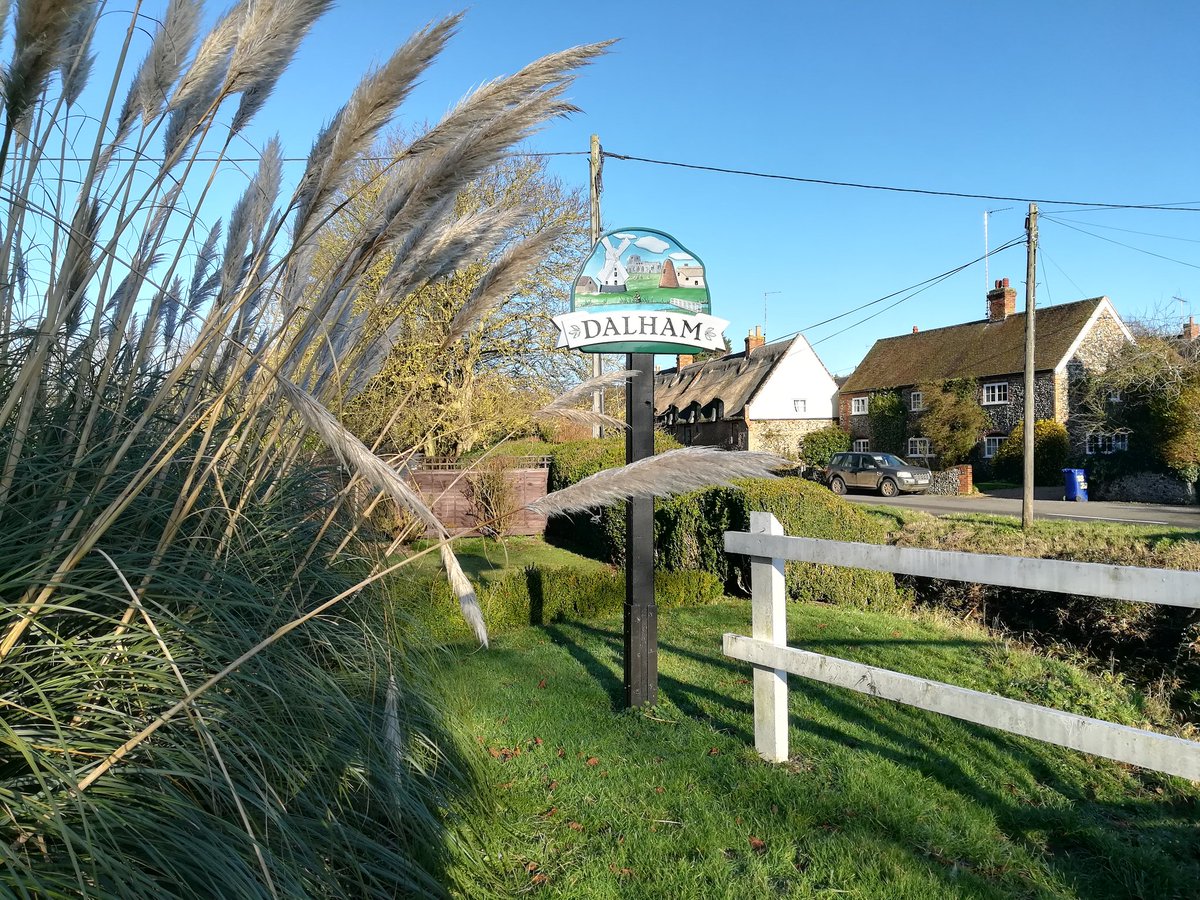 dleiasna84's tweet photo. Last marathon of the year, taking me to 12 for the year and 65 in total. Lovely run around the Suffolk countryside. #greatbarrowchallenge @SelfieSunRun #ukrunchat https://t.co/wVIlXvsDMW